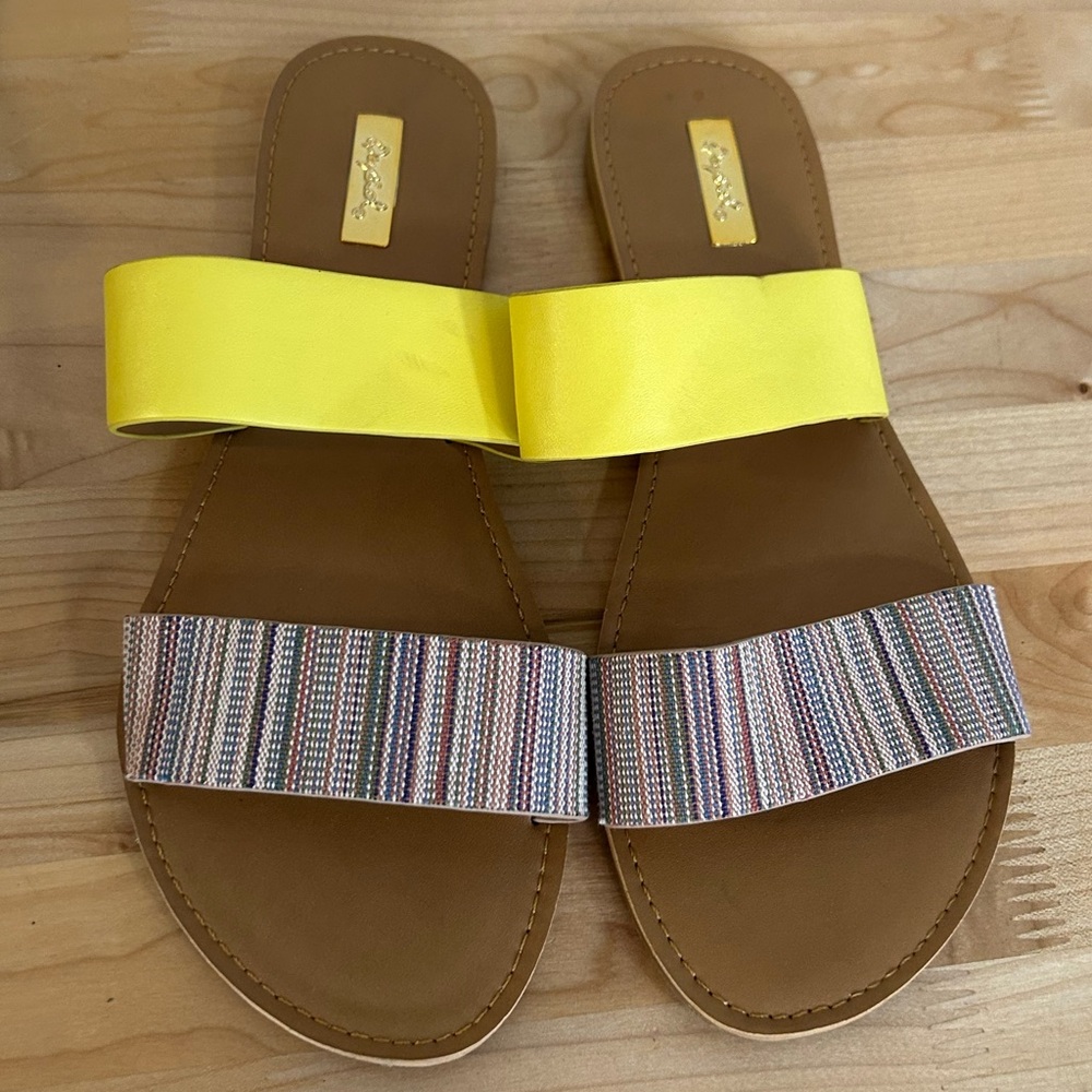 Qupid Women’s Size 9 Double Strap Sandals Yellow & Multicolor